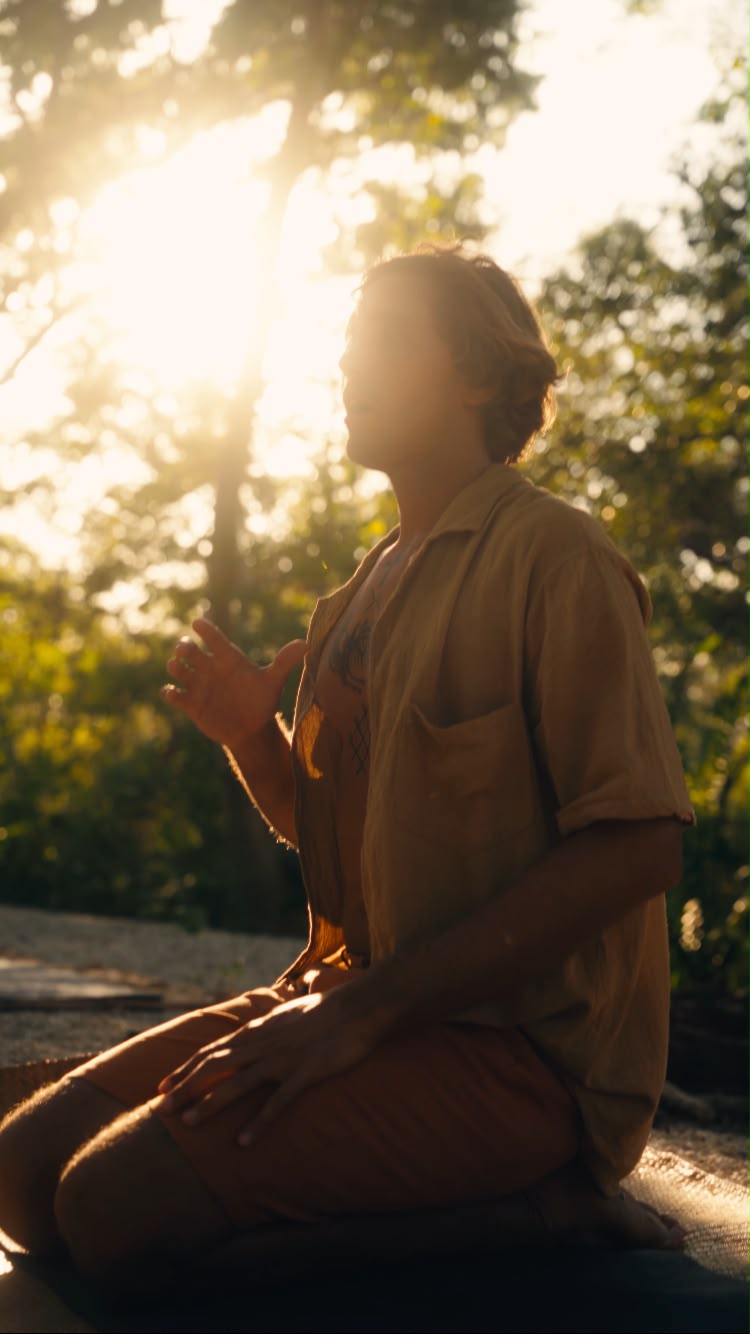 Outdoor somatic breathwork practice guided by Mateo Krenz